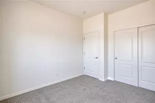 2728 Wilderness Ln, Bullhead City, AZ 86442 - Photo 11