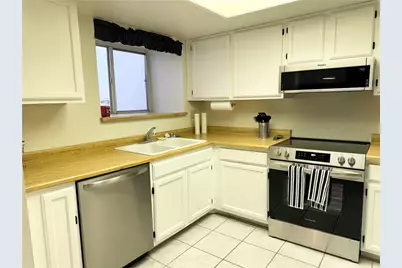 1800 Clubhouse Drive #K90, Bullhead City, AZ 86442 - Photo 9