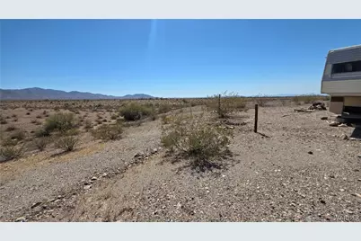 037 Off Franconia, Yucca, AZ 86438 - Photo 15