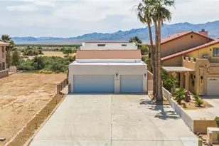 2949 Camino Del Rio, Bullhead City, AZ 86442 - Photo 3