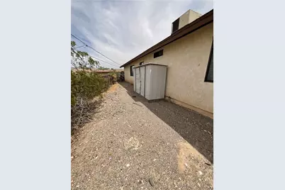 137 Hacienda, Bullhead City, AZ 86429 - Photo 21
