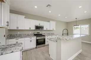 2850 Cactus Bloom Dr, Bullhead City, AZ 86429 - Photo 7