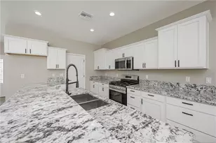 2850 Cactus Bloom Dr, Bullhead City, AZ 86429 - Photo 9
