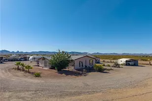 1105 S Cibola Rd, Golden Valley, AZ 86413 - Photo 5