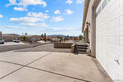 2555 Tradewind Drive, Lake Havasu, AZ 86403 - Photo 5