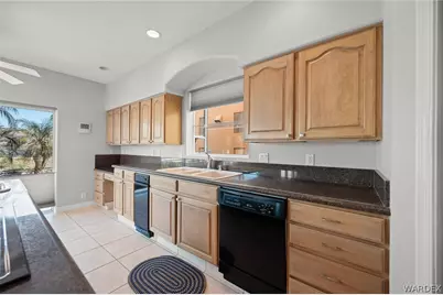1825 E Shore Villas Drive #28, Bullhead City, AZ 86442 - Photo 13