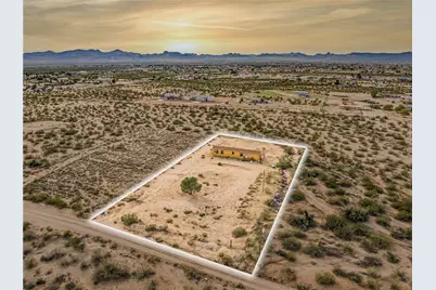 3649 N Araby Road, Golden Valley, AZ 86413 - Photo 25