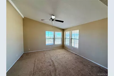 340 W Havasu Lane, Meadview, AZ 86444 - Photo 11