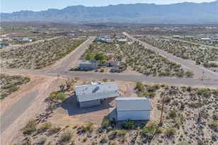 390 E Whitmore Dr, Meadview, AZ 86444 - Photo 11