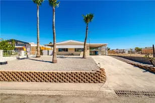 863 Holly St, Bullhead City, AZ 86442 - Photo 45