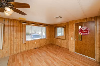863 Holly Street, Bullhead City, AZ 86442 - Photo 5