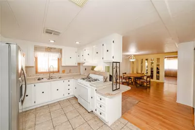 863 Holly Street, Bullhead City, AZ 86442 - Photo 9