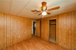863 Holly St, Bullhead City, AZ 86442 - Photo 25