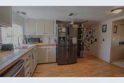 15597 N Grand Drive, Dolan Springs, AZ 86441 - Photo 9