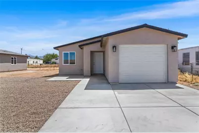3734 E Thompson Avenue, Kingman, AZ 86409 - Photo 1