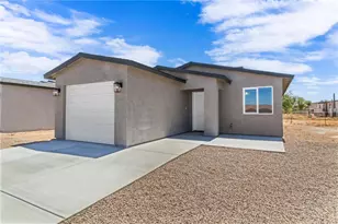 3740 E Thompson Ave, Kingman, AZ 86409 - Photo 3