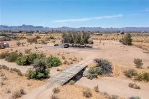 593 S Hassayampa Rd, Golden Valley, AZ 86413 - Photo 41