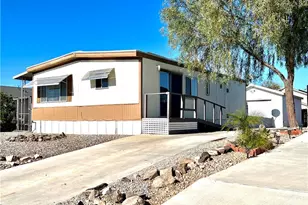 945 Holly St, Bullhead City, AZ 86442 - Photo 1