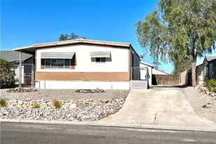 945 Holly St, Bullhead City, AZ 86442 - Photo 1
