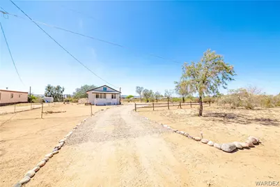 3569 N Maverick Road, Golden Valley, AZ 86413 - Photo 27