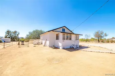 3569 N Maverick Road, Golden Valley, AZ 86413 - Photo 3