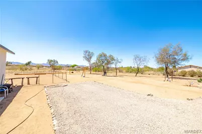 3569 N Maverick Road, Golden Valley, AZ 86413 - Photo 33