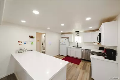 3569 N Maverick Road, Golden Valley, AZ 86413 - Photo 13