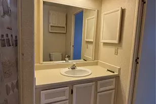 5465 W Earl Dr, Golden Valley, AZ 86413 - Photo 21