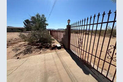5465 W Earl Drive, Golden Valley, AZ 86413 - Photo 33