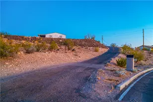858 La Puerta Rd, Bullhead City, AZ 86429 - Photo 23