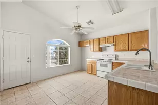 974 Andy Ln, Bullhead City, AZ 86442 - Photo 5