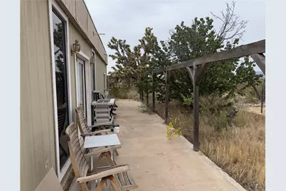 18176 N Peach Drive, Dolan Springs, AZ 86441 - Photo 3