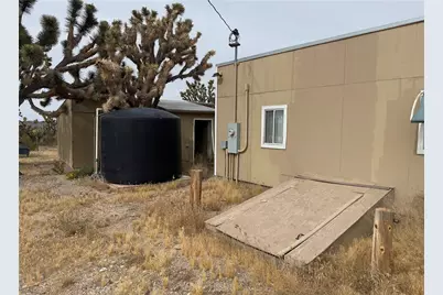 18176 N Peach Drive, Dolan Springs, AZ 86441 - Photo 7