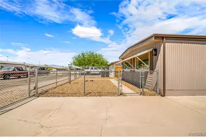 1424 Winters Circle, Bullhead City, AZ 86442 - Photo 7