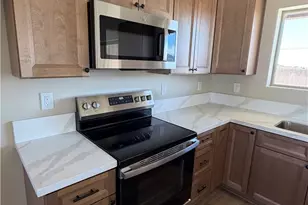 6676 W Rosario Ct, Golden Valley, AZ 86413 - Photo 17