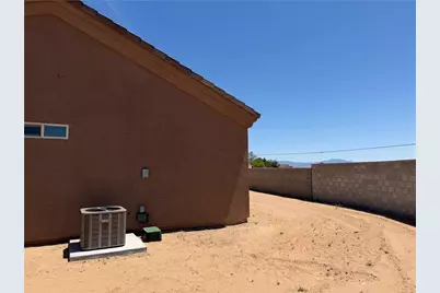 6676 W Rosario Court, Golden Valley, AZ 86413 - Photo 9