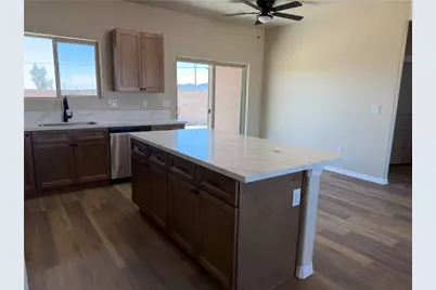 6676 W Rosario Court, Golden Valley, AZ 86413 - Photo 15
