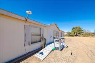 4729 N Stewart Mtn Rd, Golden Valley, AZ 86413 - Photo 21
