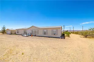 4729 N Stewart Mtn Rd, Golden Valley, AZ 86413 - Photo 23