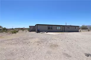 1290 E Hammer Rd, Fort Mohave, AZ 86426 - Photo 1