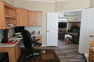 10133 S Bermuda Pl, Mohave Valley, AZ 86440 - Photo 9