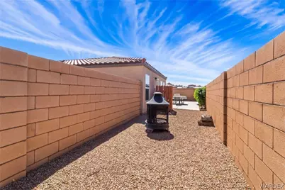 2424 Granite Circle, Bullhead City, AZ 86442 - Photo 33