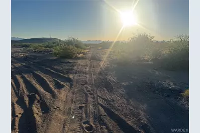 306-30-001E S Redwall Drive, Golden Valley, AZ 86413 - Photo 3
