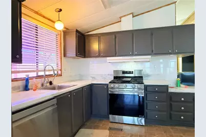 2960 Silver Creek Rd No 52, Bullhead City, AZ 86442 - Photo 17