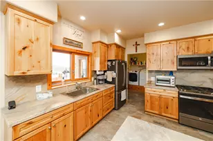 11030 S Quarter Horse Rd, Wikieup, AZ 85360 - Photo 9