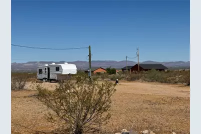 3431 Hualapai Drive, Golden Valley, AZ 86413 - Photo 5