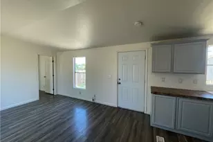 2570 E Ames Ave, Kingman, AZ 86409 - Photo 9