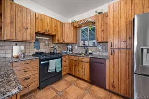 2424 E Beth Dr, Yucca, AZ 86438 - Photo 27