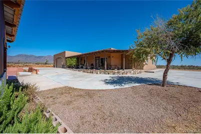 2424 E Beth Drive, Yucca, AZ 86438 - Photo 13