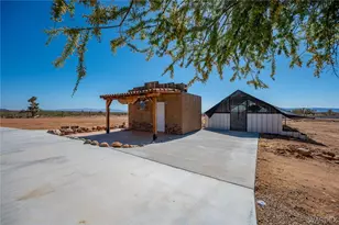 2424 E Beth Dr, Yucca, AZ 86438 - Photo 65